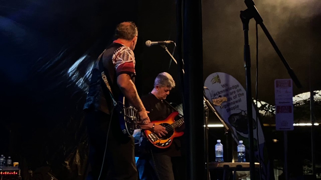 LIVE I Go Walking (Aborigine) Dale Robert Huddleston & the Riverbank