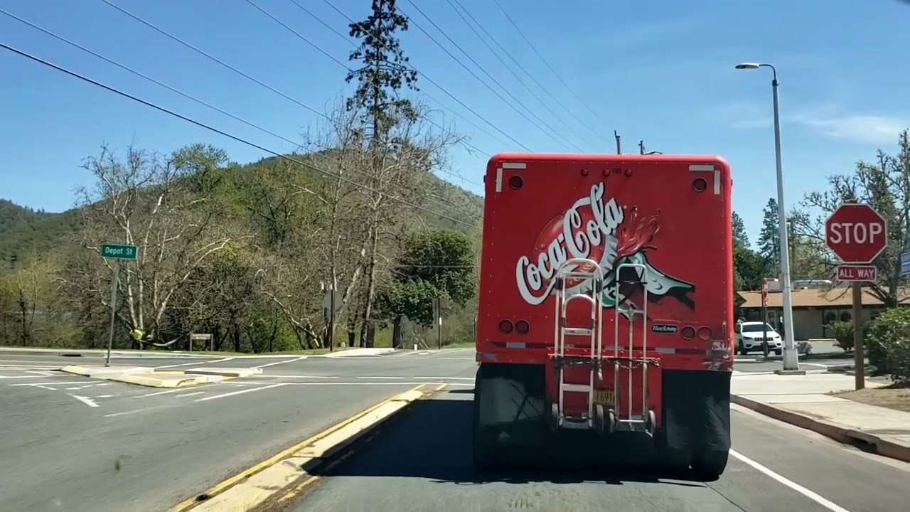 Afternoon drive From Grants Pass to Medford, Oregon. 