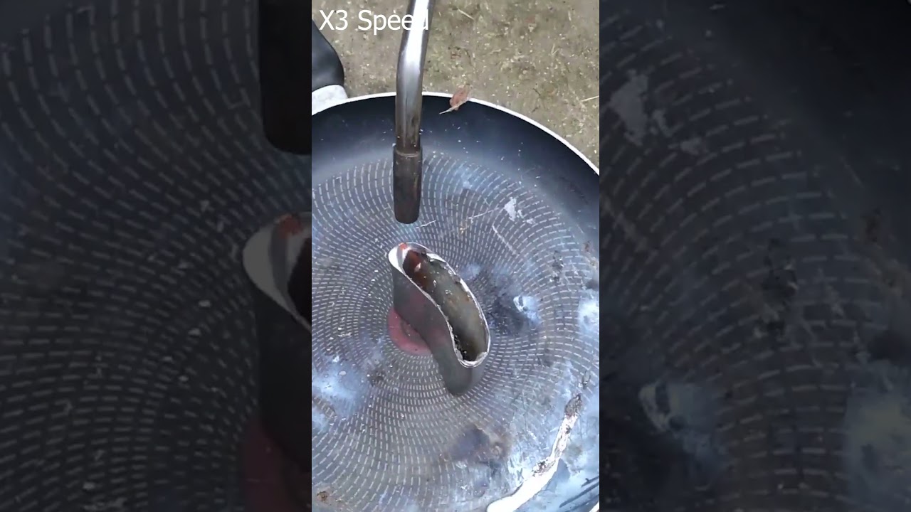 Adding Molten Metal To Water