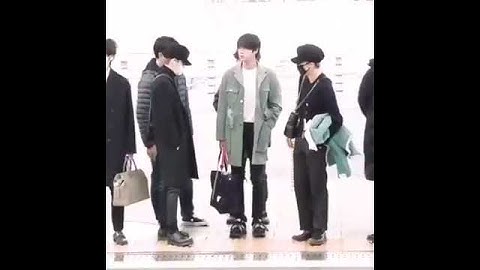 When yoongi and jimin realize their outfits were similar..🤭✨️ #yoonmin #suga #jimin #bts #shorts