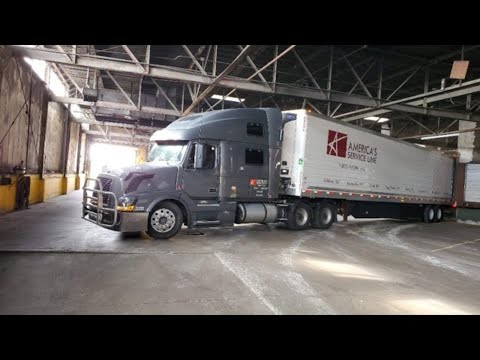 825 IRL Trucking Roseville MN Plymouth MN and Final delivery at Yankton SD