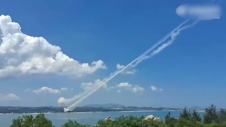 全程高燃！解放軍東風導彈穿越台灣本島！遠火系統發射畫面合集！射程500公里突破第一島鏈！東風快遞使命必達！ - 天天要聞