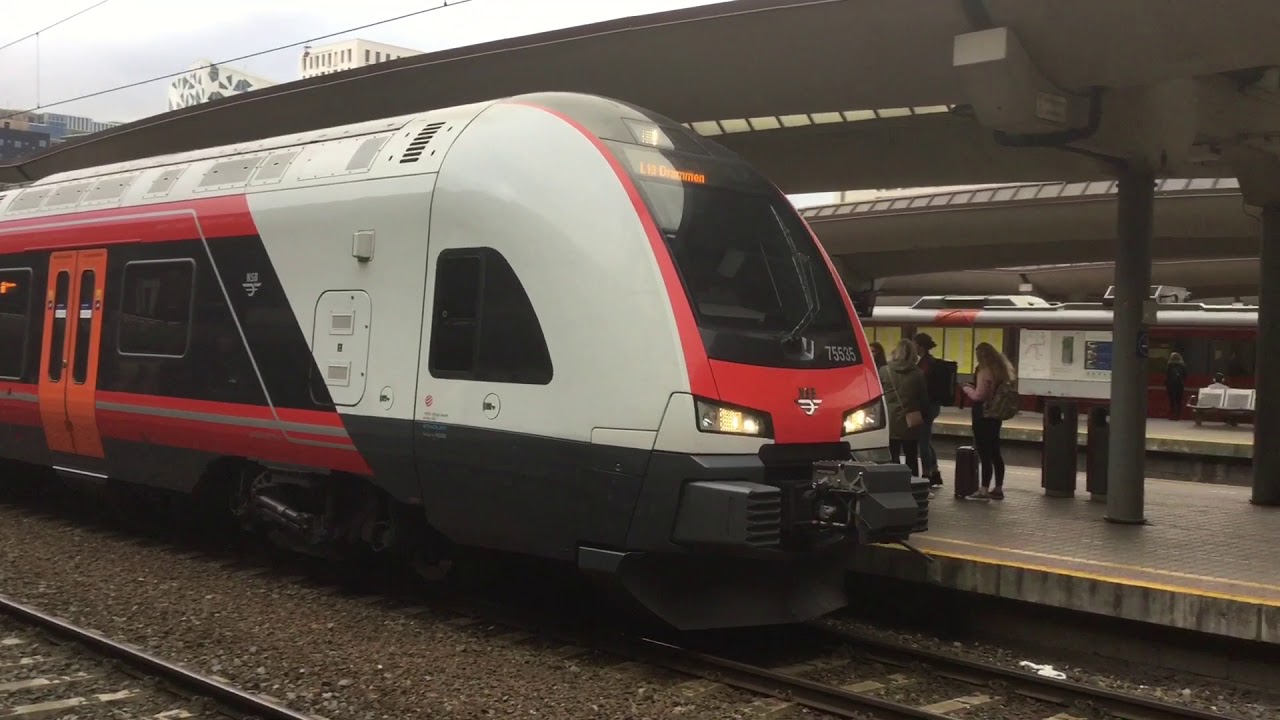 Trainspotting at Oslo Central Station 28.09.17
