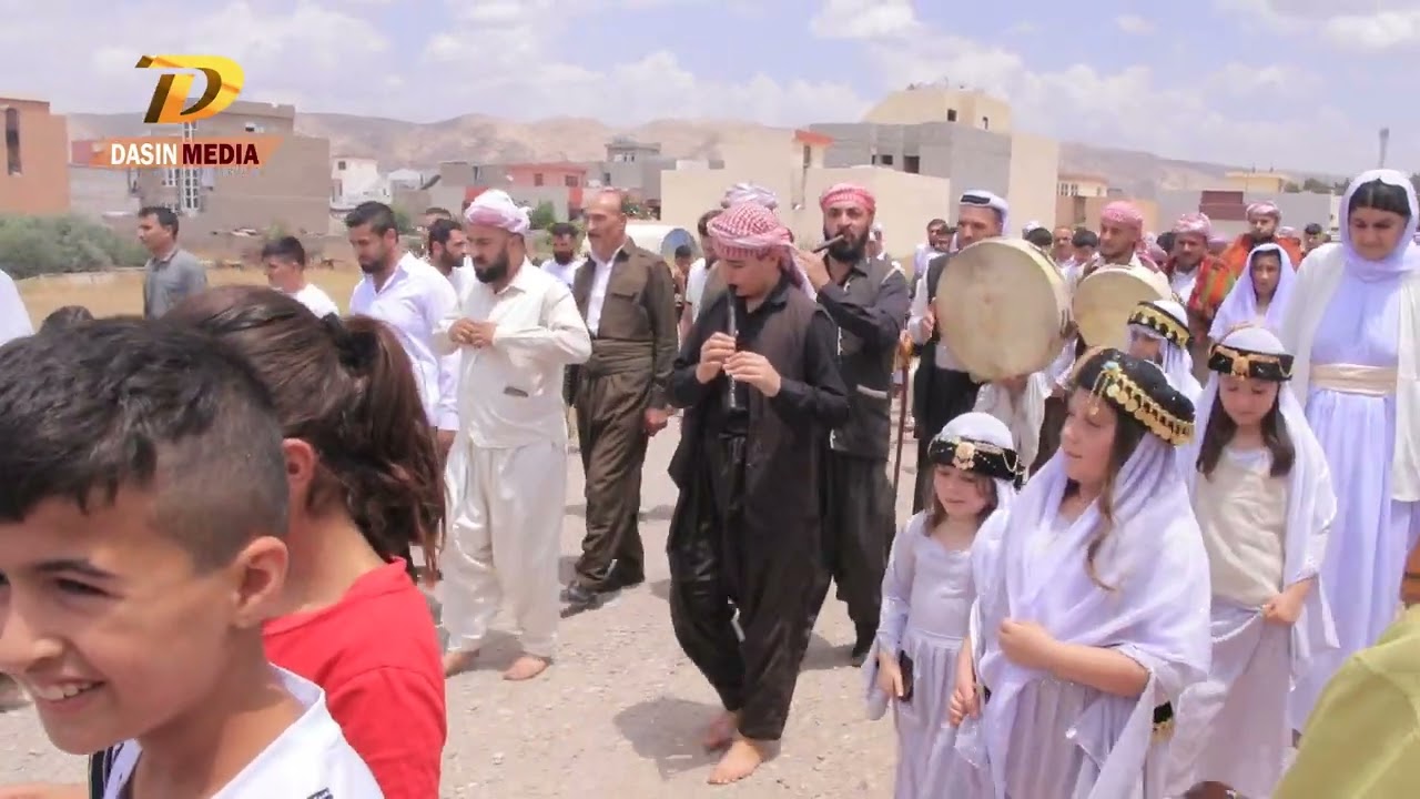 جولة طاووس عنزل الی قرية سينا في مجمع شاريا