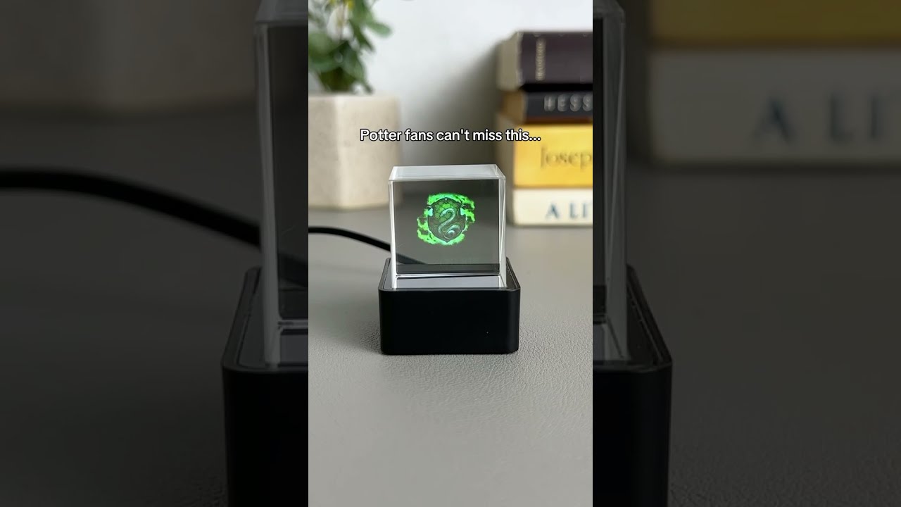 The Best Gift For All Harry Potter Fans Harrypotterfan Hogwarts Hologramcube