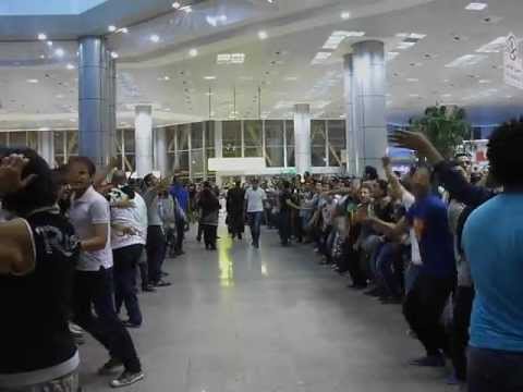 عمرى ما هنسى ابويا وهو ياخدنى 