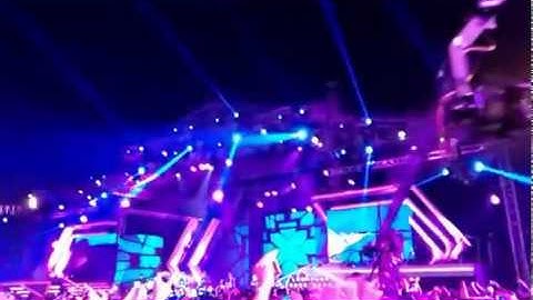 NEW YEAR  GEMPITA 2017 (Momo Feat Ariel)