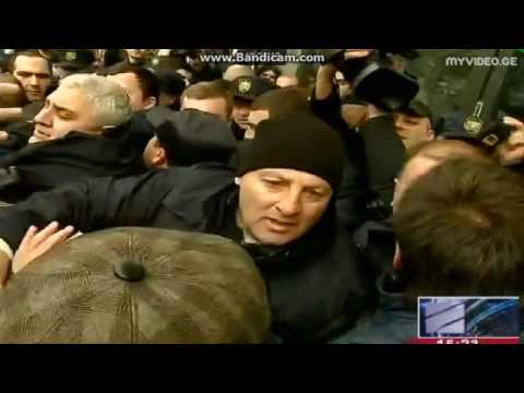 ხედავთ, რას დაგამსგავსათ მამაძაღლმა სააკაშვილმა?!