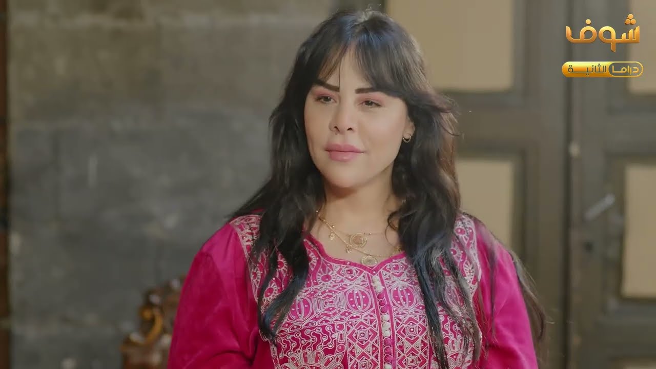 الزعيم عرف ان في فقرا وايتام عم ياكلو من الزبالة ووقت طلب من الميسورين يساعدو كسرو ايدهم وشحدو عليها