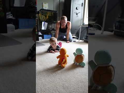 Choosing His 1st Pokemon 🔥
