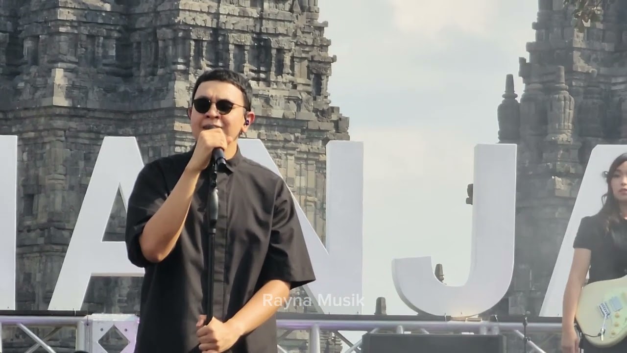 TULUS Perdana Panas Terik (Last Performence)🎶🎷🎵 Prambanan Jazz 2023