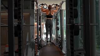 Using Pull-Ups to Combat Bad Posture with Mandy 👩‍💻💪