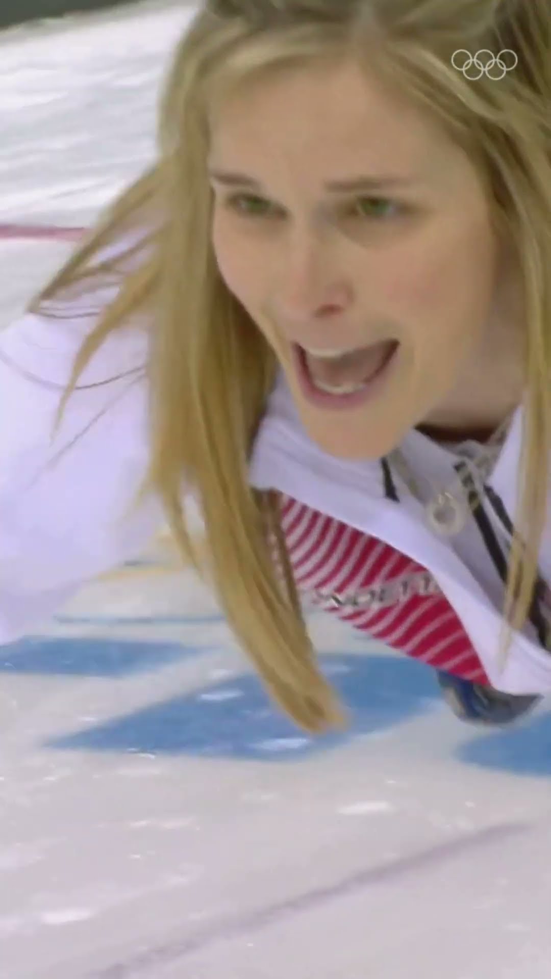 After just three seconds, Jennifer Jones already knew! ?????