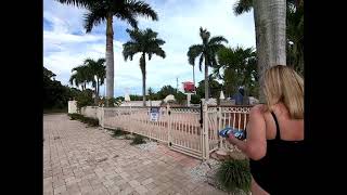 Hibiscus Suites for Val's Birthday 2021