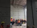 Брейк танец строителя