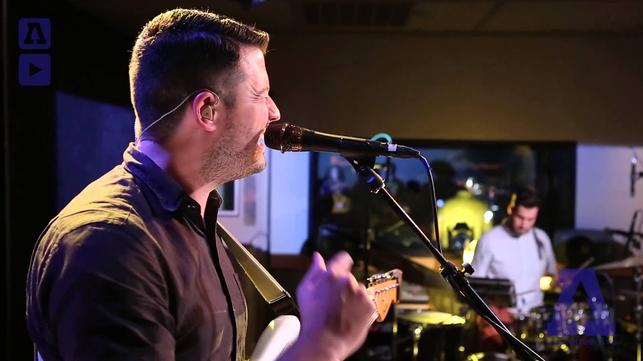 Guarda Barcelona - Drop Everything - Audiotree Live su YouTube Guarda Barcelona - Drop Everything - Audiotree Live su YouTube