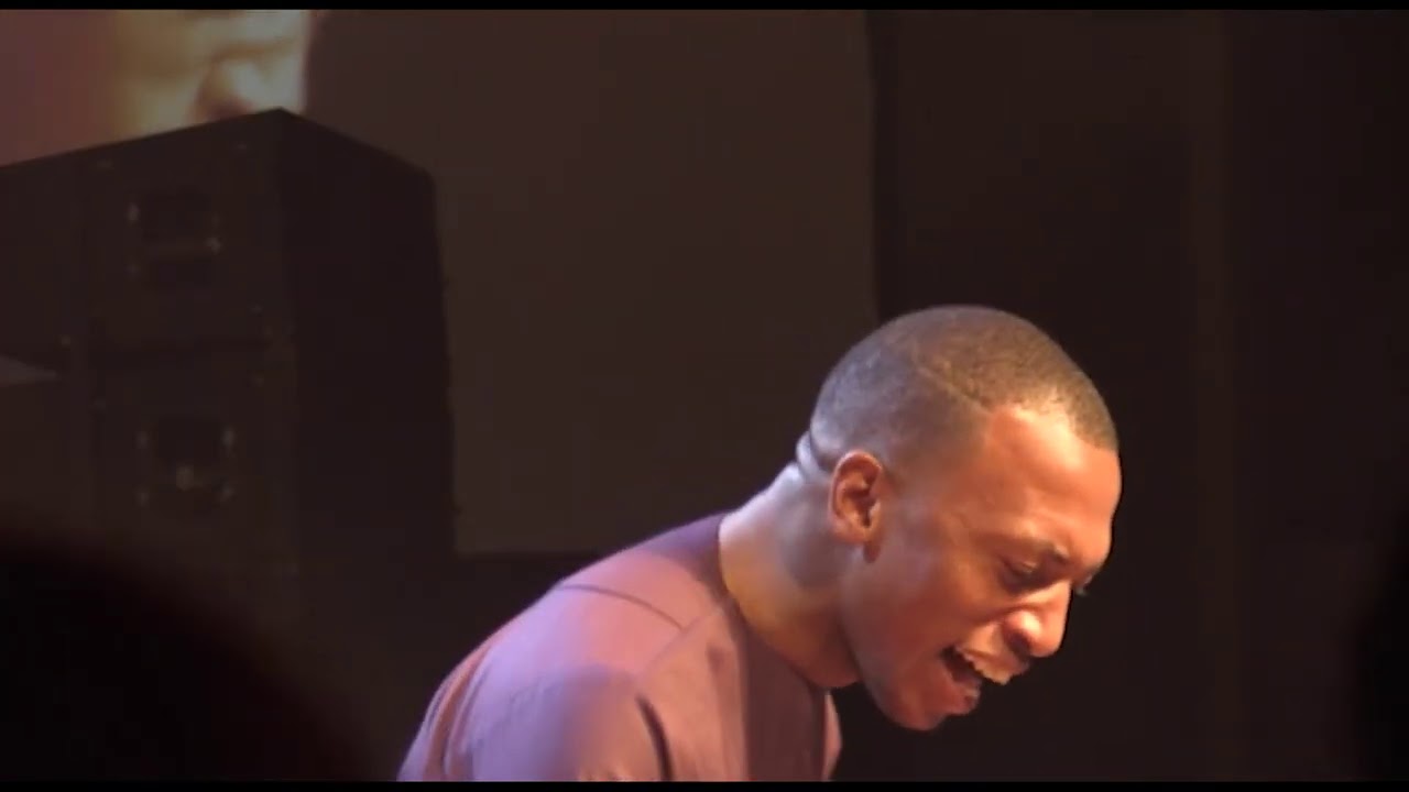 Ikhaya. Dumi Mkokstad ft (Abanqobi)