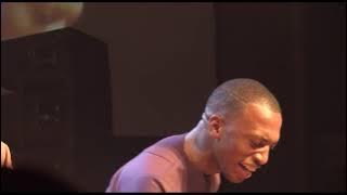 Ikhaya. Dumi Mkokstad ft (Abanqobi)