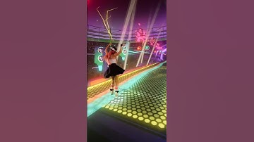 CARAMELLDANSEN in DANCE DASH #dancedash #vrgaming  (ooh ooh oowa oowa)