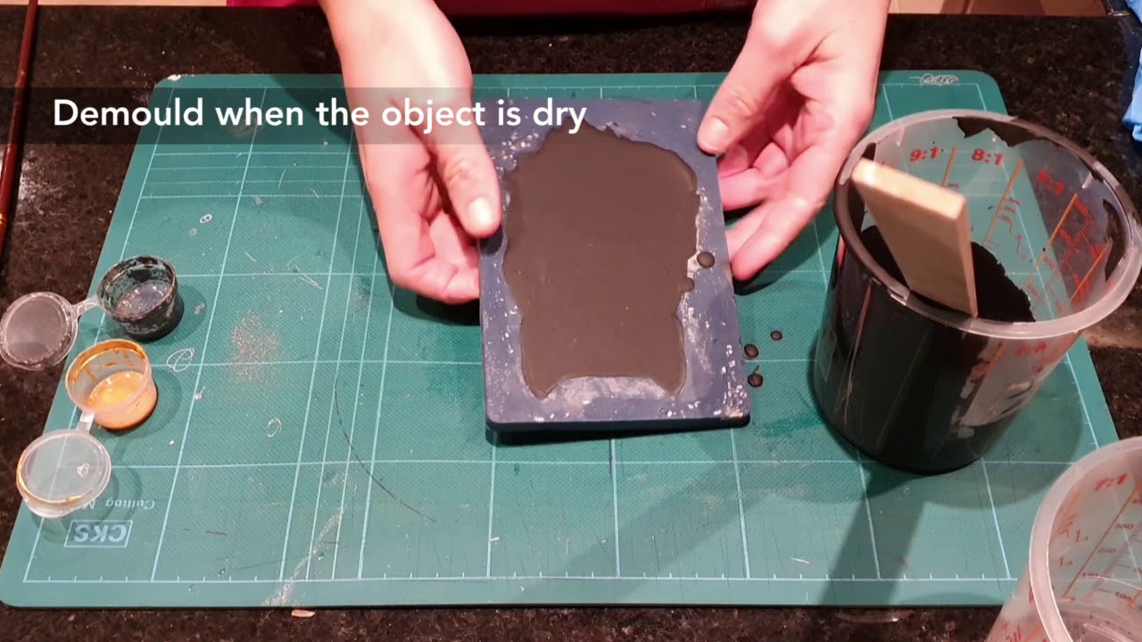 Zuri mould Wulf casted with A1Creatives Graphite