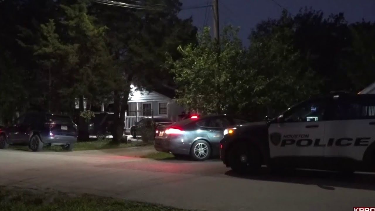 Man and woman found dead in NE Houston in likely murder-suicide - YouTube