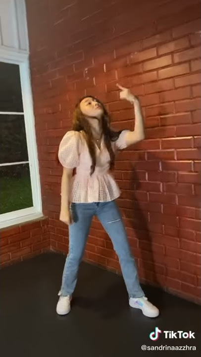 TIKTOK SANDRINA AZZAHRA || KOPI DANGDUT