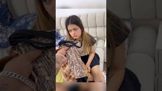 Itna Aacha Top Gift Kiya Cute Girl Ko #gift