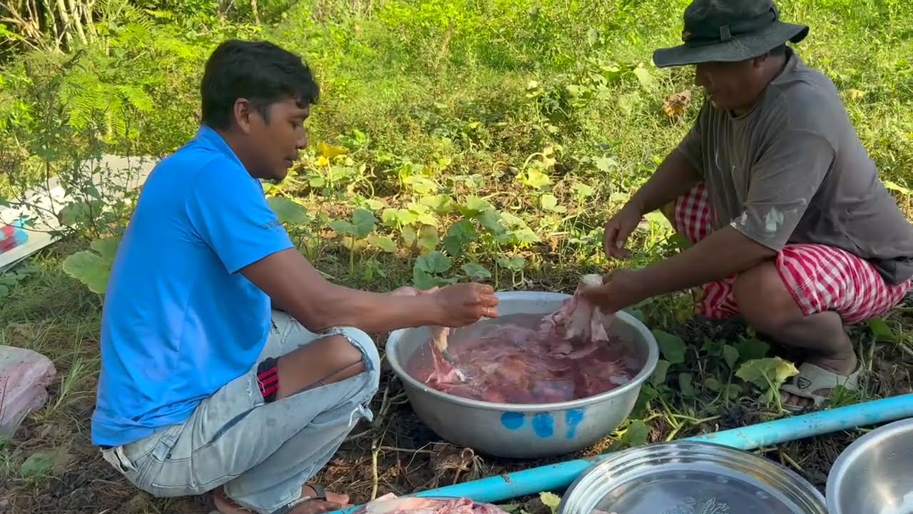 Preparing for the bun ceremony