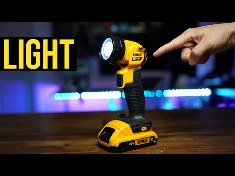 DeWALT DCL040 Flashlight (13h 46m on 2-Amp battery)