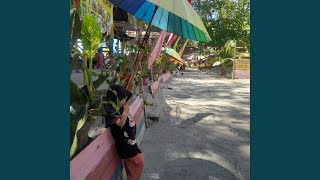 Lemari Penuh Cerita Lama