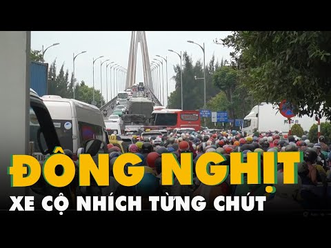 Video Phà Cát Lái, cầu Rạch Miễu đông nghịt người, xe cộ... - youtube