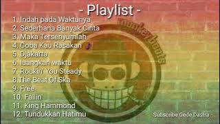 Kompilasi Lagu Monkey Boots