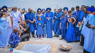 LAOLU GBENJO PLAYS  AT LATE GOV ROTIMI AKEREDOLU'S BURIAL IN ONDO STATE