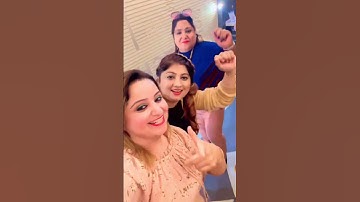 Thumbnail of Kudi krdi rhendi ae Saturday Saturday •Humpty Sharma Ki Dulhania• #shorts #Jahanandyanashow #yana