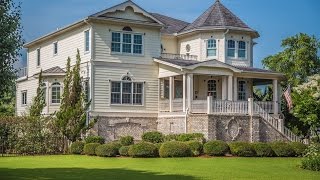 Luxurious Waterfront Haven in Southport, North Carolina