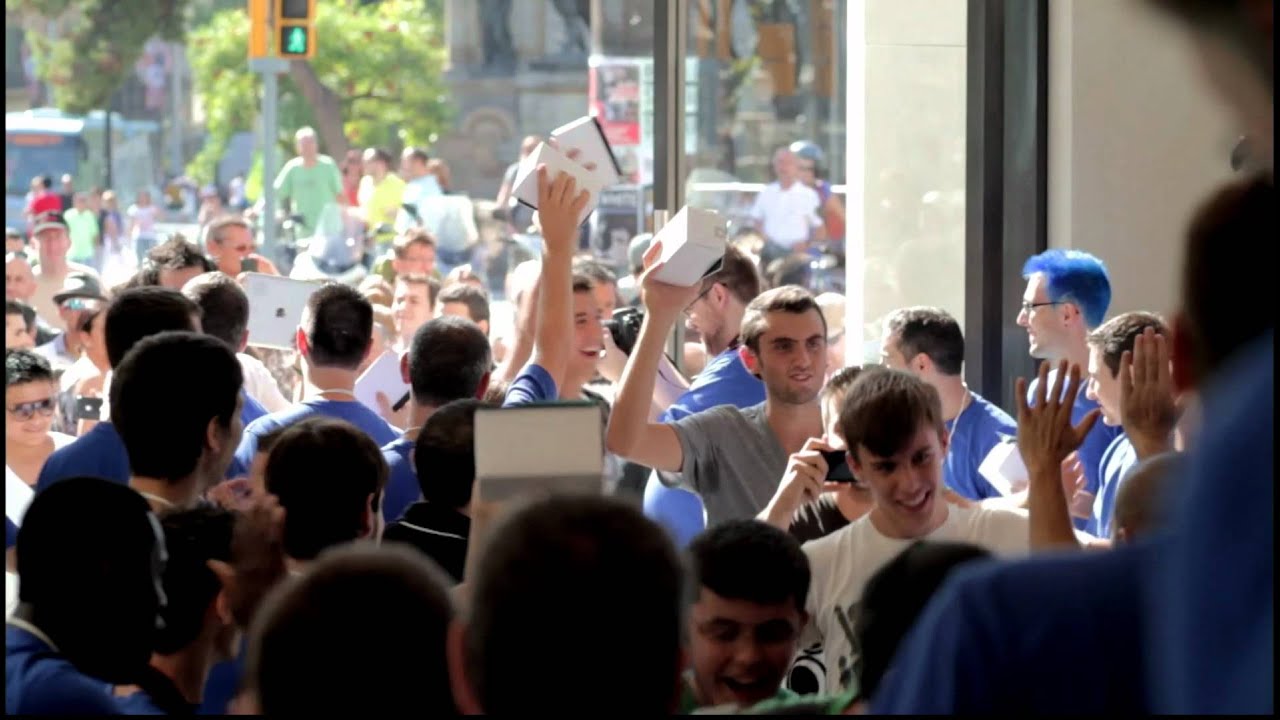Apple Store Barcelona Opening