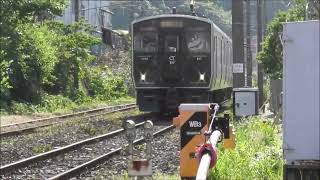 JR九州　V506 串木野駅～鹿児島中央駅（2453M）遅れ10分　寺ノ下踏切　撮影日2024 5 16