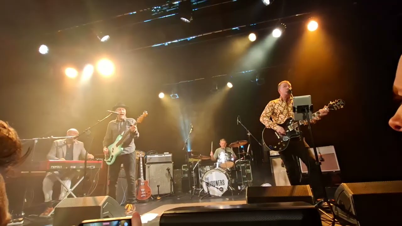 The Prisoners - Far Away