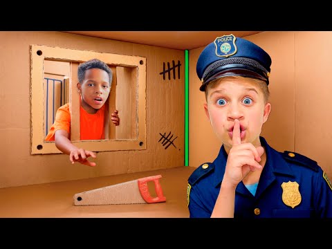 Escape & Cardboard Adventures with Roma and Friends🏃‍♂️Kids Challenge Compilation
