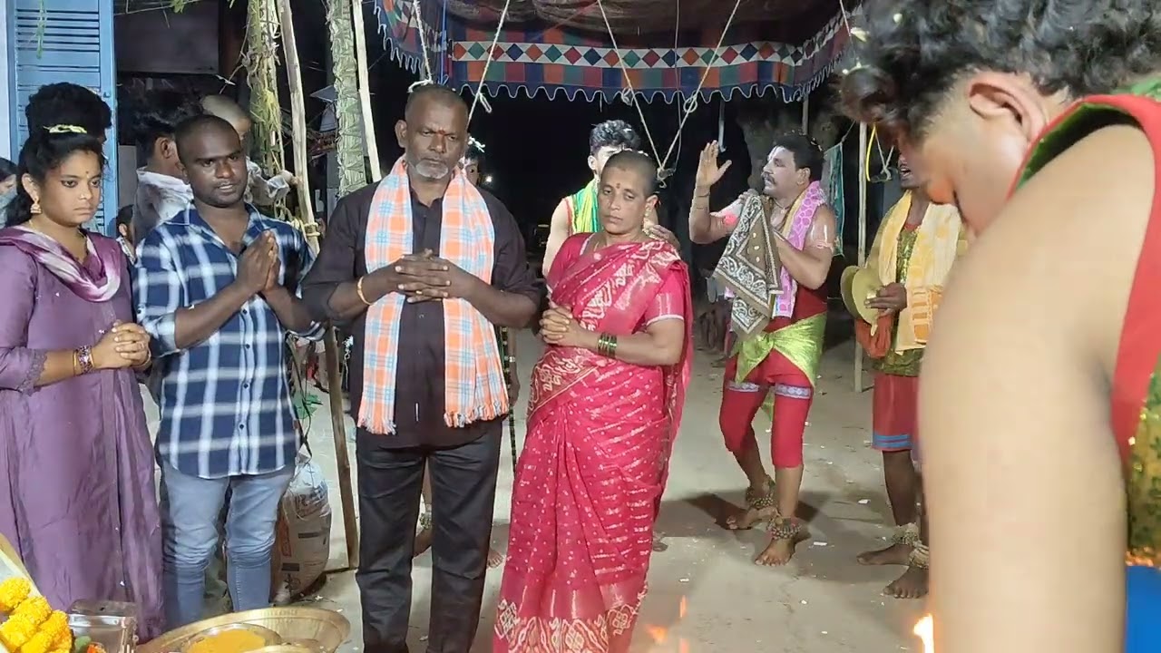 గాఢ శ్రీను దుర్గమ్మ సంబరం రామచంద్ర పురం 8367533665 9494097308  