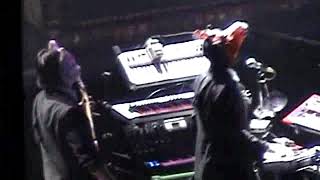 KoRn Love Song live Bakersfield, CA 24 02 2006