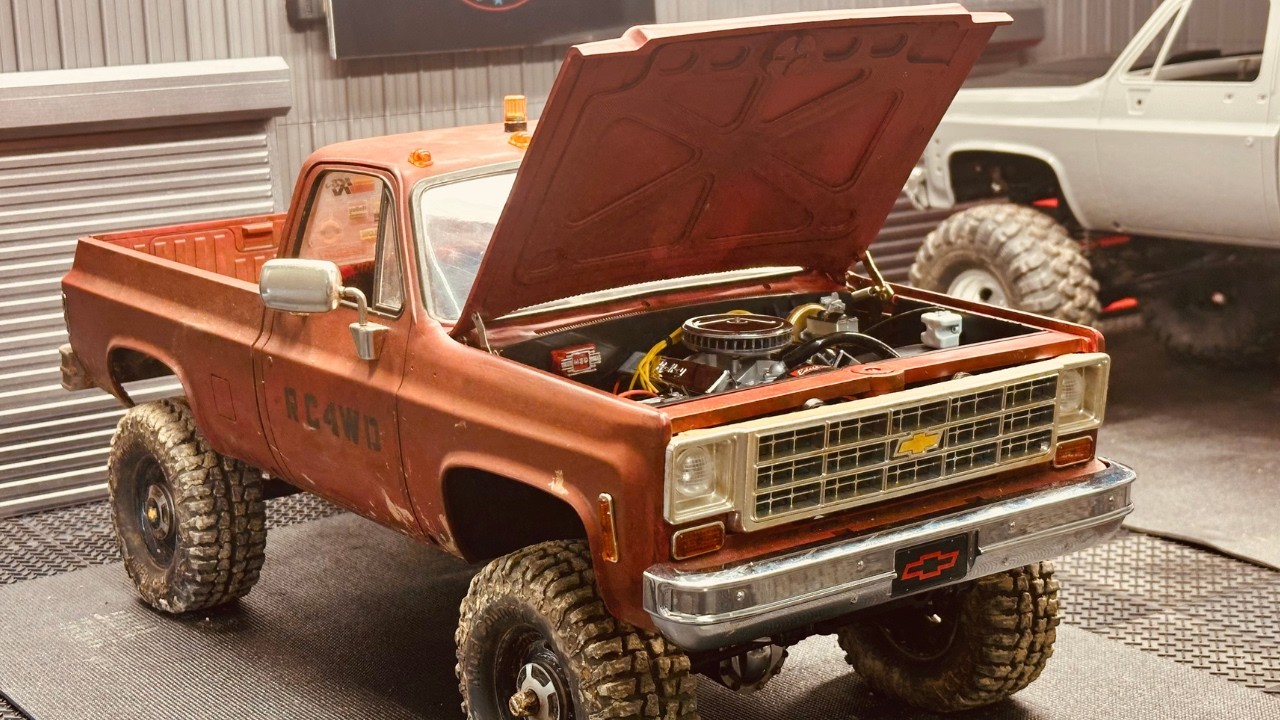 RC4WD K10 Scottsdale - Новые пружинные петли капота, выхлопная система CChand, крышки клапанов Ho...