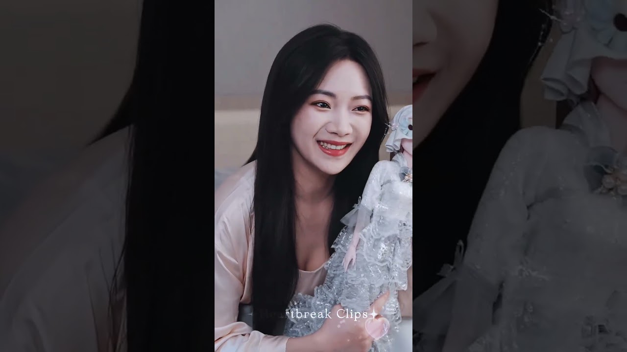 💕Clingy boyfriend gift, chaos, sneak kiss — all in one go😜💕#cdrama #drama #sweetdrama #couple #ceo