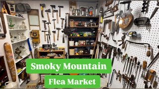 Traders Paradise Flea Market Shopping for Antiques in the Smoky Mountains / Shop with me Vlog