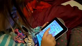 no Comments .. dziecko i Tablet. To jest taka gra screenshot 4