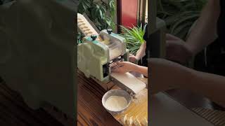 The easiest-to-use mini flour mill for making all kinds of cakes.#tools #viralvideo