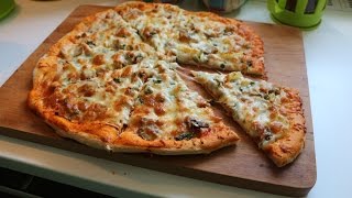 Вкусная пицца (тесто из хлебопечки)