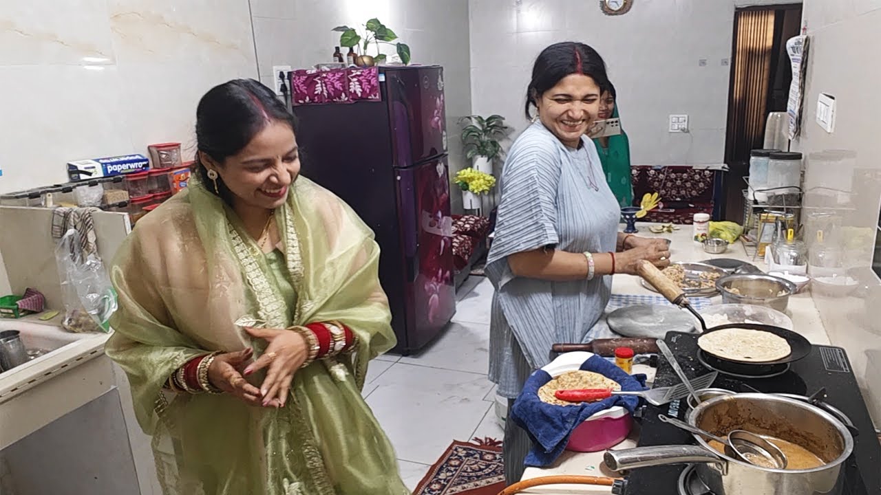 🌸नई भाभी की आने से पहले की 🌸फरमाइश आज पूरी हो रही है 🌸नन्द भाभी लग गए रसोई में 🌸