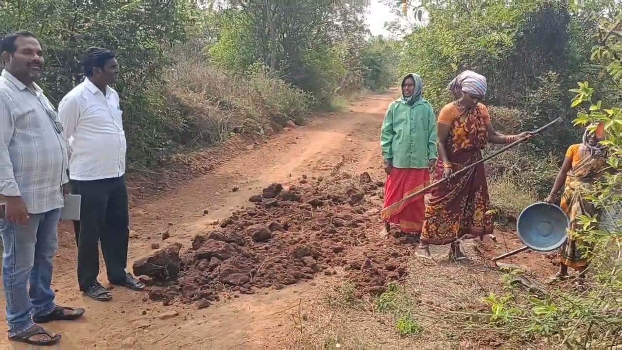 Peddamupparam ఎర్రటి ఎండలో పనిచేస్తే పైసలు పడటం లేదు నరేంద్ర మోడీ 