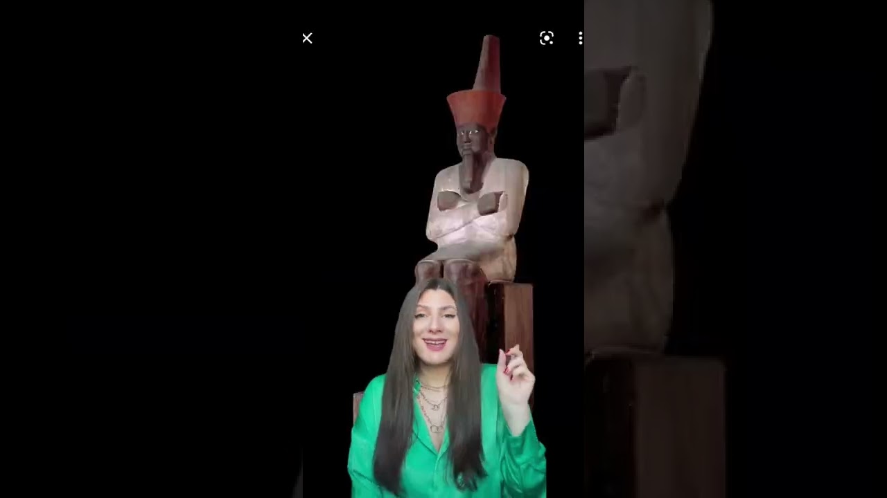 Egyptian luxury pharaoh fashion: clothes (ancient history)